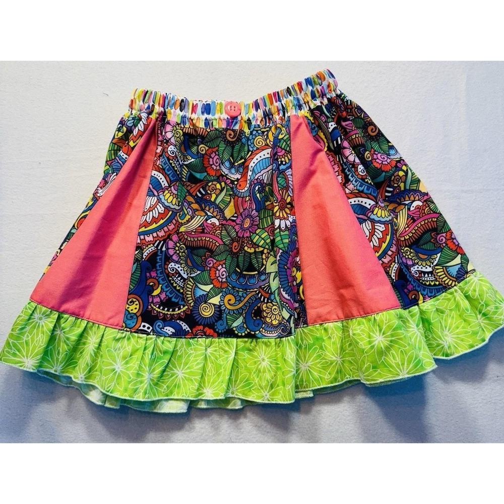 Handmade Vibrant Pattern, Green Flowers‎ Trim Size 3-4  - new-without-tags -